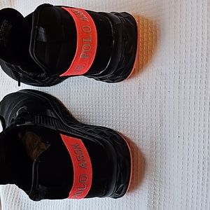 Black sneakers USPoloAssn, size 7.5 in good condition